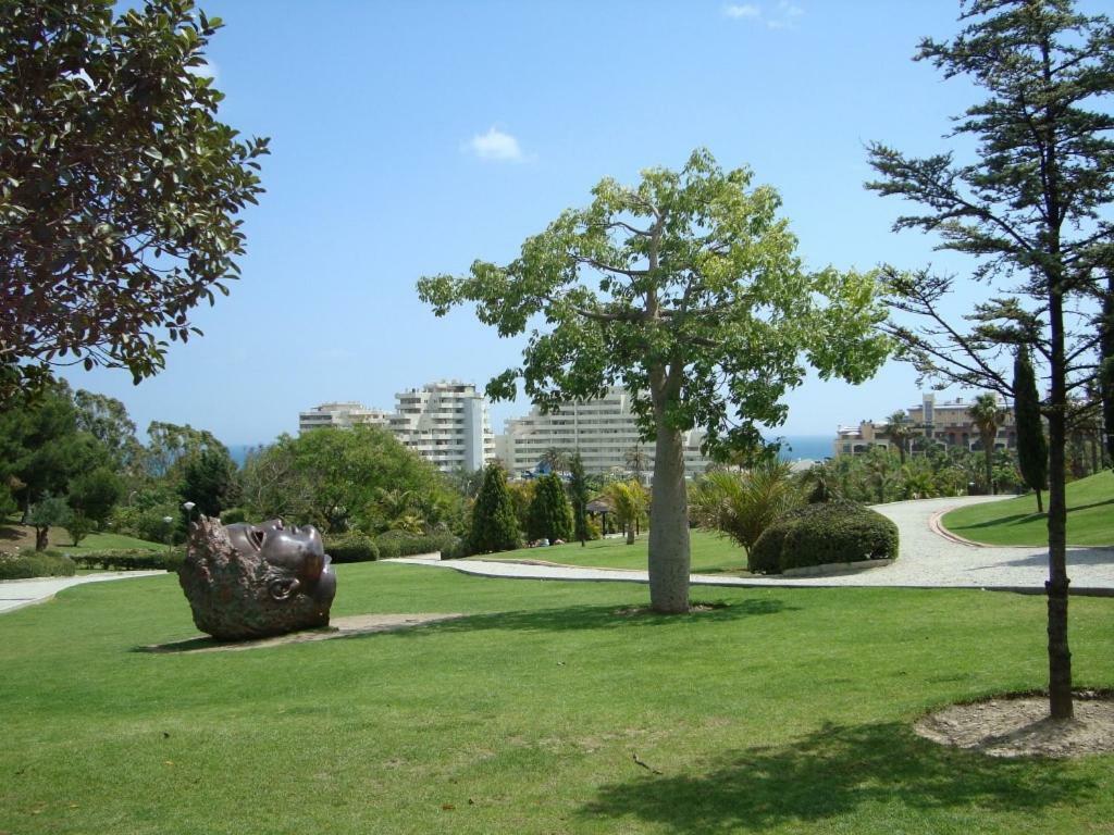Magnificent Port-Beach 5* Luxury Residence Benalmádena Extérieur photo